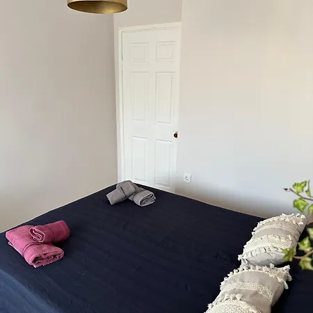 Kadikoy Rihtimda Ozel Odalar Homestay Istanbul